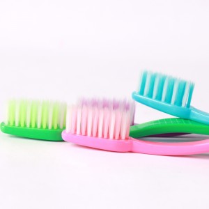 Chinese Manufacturer Custom Toothbrush, 4 Colors